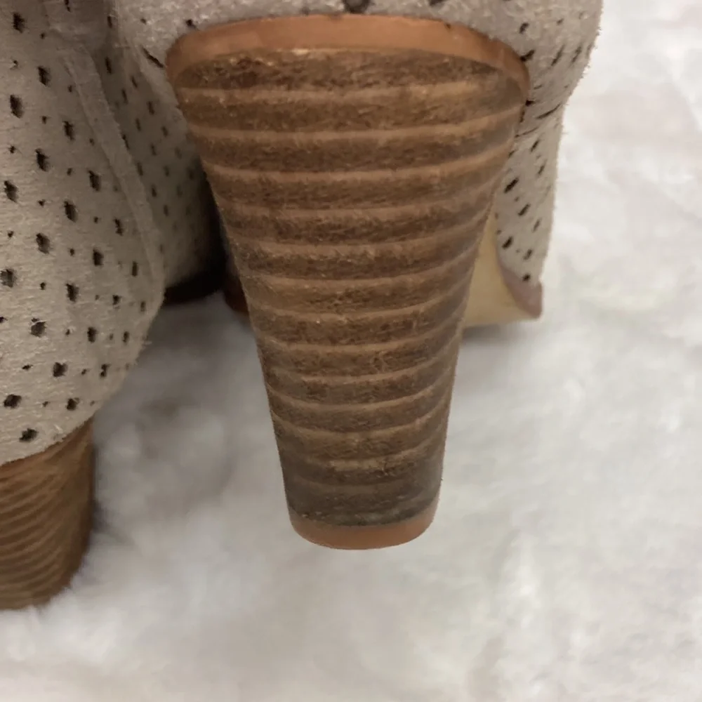 Marc Fisher Suede Booties Size 7.5 M